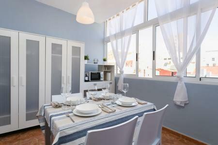 Gfs Home Santa Cruz de Tenerife Bagian luar foto